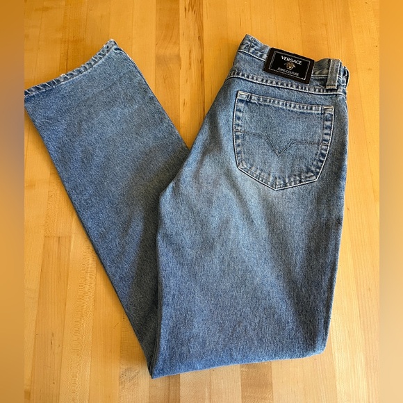Versace Couture 🇮🇹 high waisted Mom jeans size 30 *Made in Italy Vintage 90’s - Picture 2 of 13